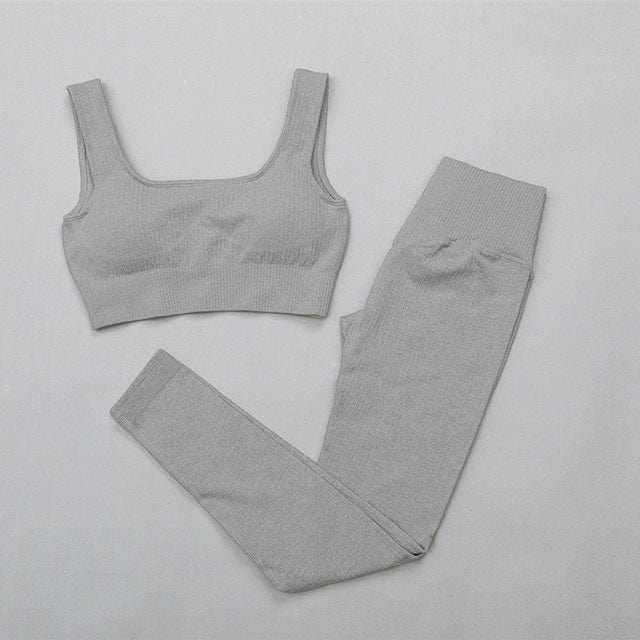 Conjunto deportivo con top y leggings-Laurene.es