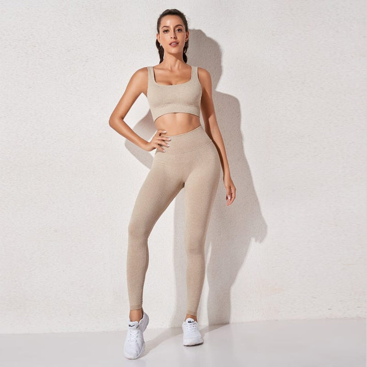 Conjunto deportivo con top y leggings-Laurene.es