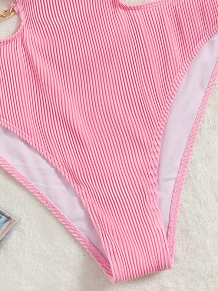 Bañador rosa con cadenas Ariana-Laurene.es