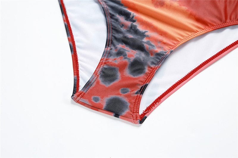 Biquini con efecto tie dye y minifalda Simone-Laurene.es