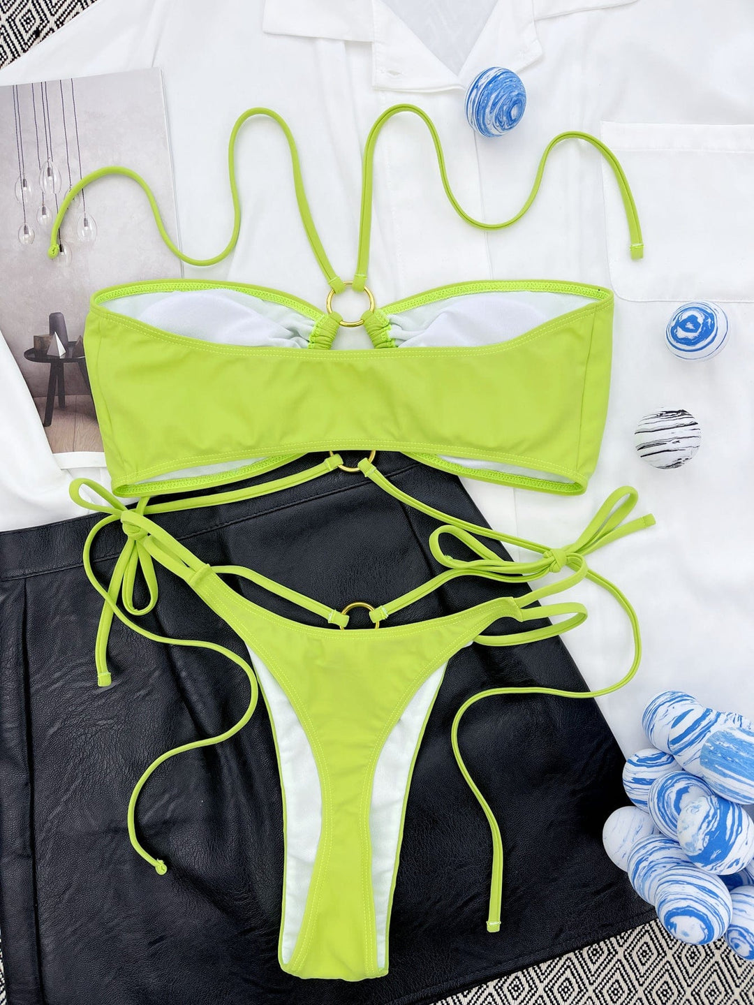 Biquini verde con lazadas fruncidas Nyla-Laurene.es