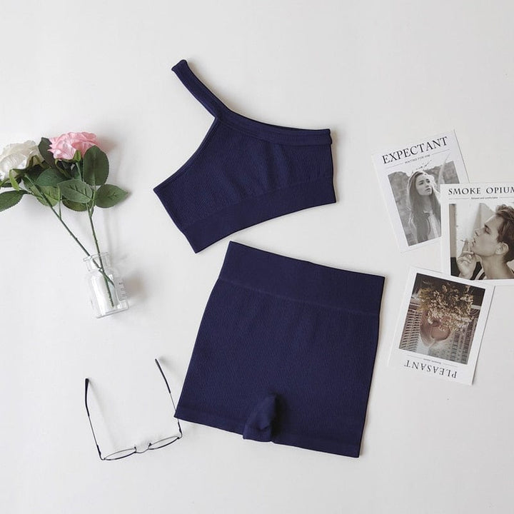 Conjunto deportivo con top de un sólo hombro-Laurene.es