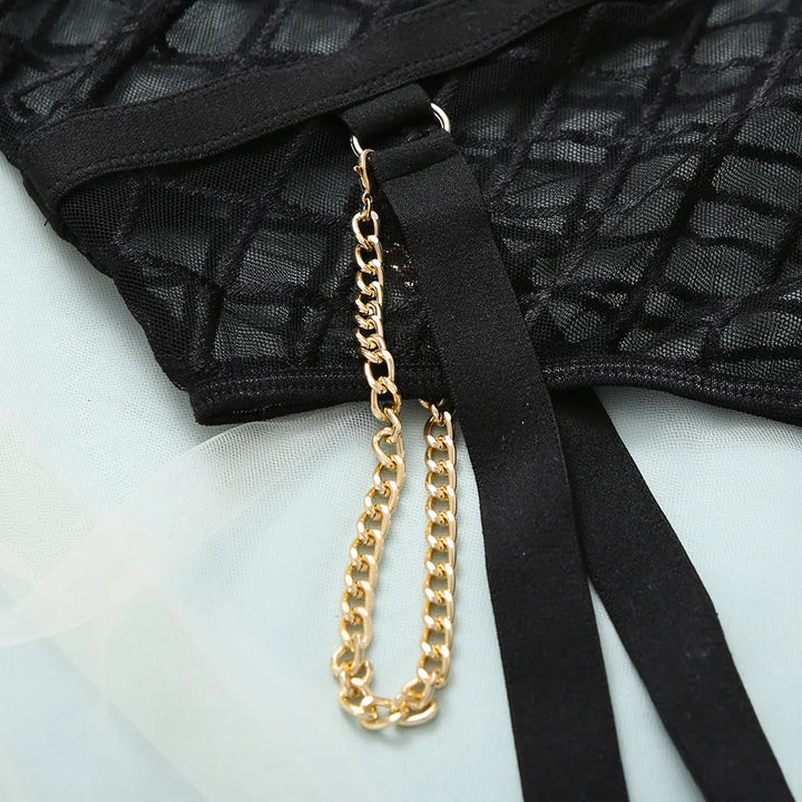 Body con diseño a cuadros y cadenas