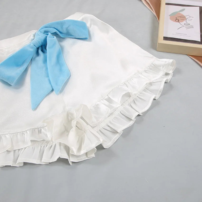 Pijama corto con lazos y volantes