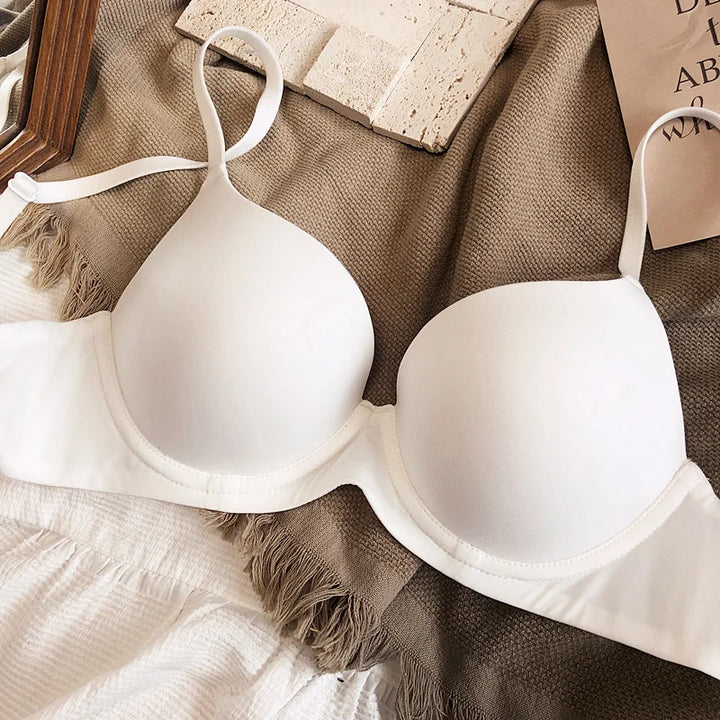 Sujetador de mujer estilo liso