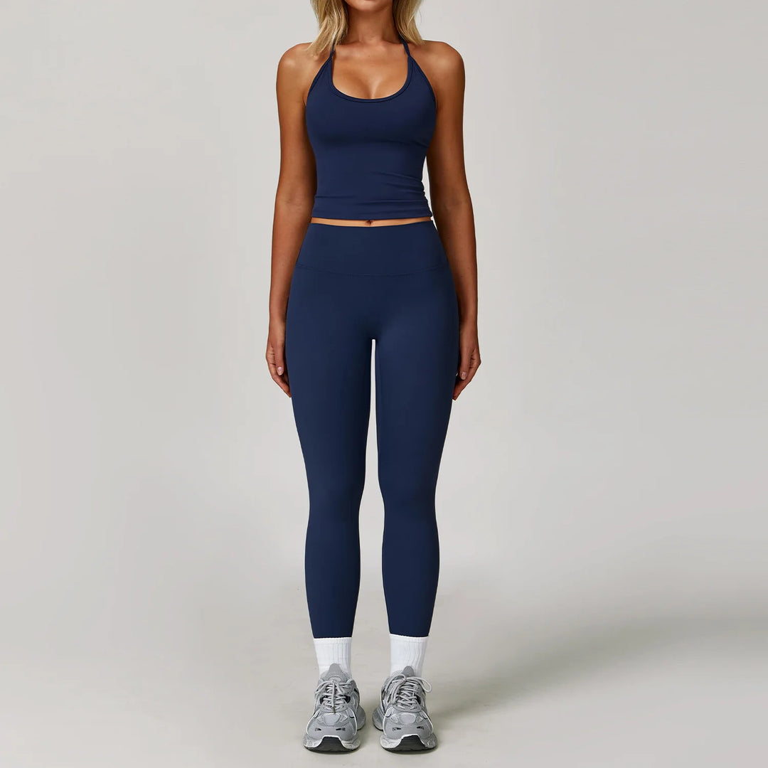 Conjunto deportivo con leggings y lazado en cuello
