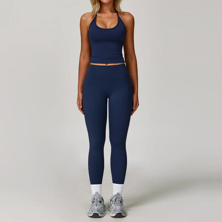Conjunto deportivo con leggings y lazado en cuello