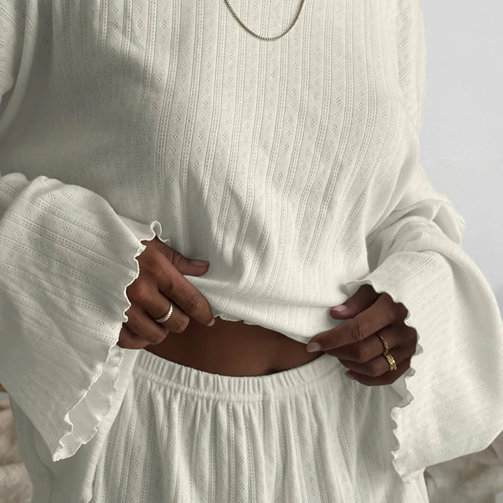 Conjunto oversize con ribete de volantes