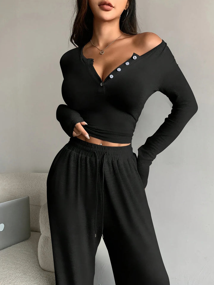 Pijama con botones y pantalones largos