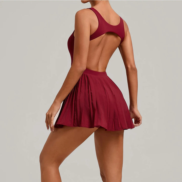 Vestido de tenis con espalda descubierta