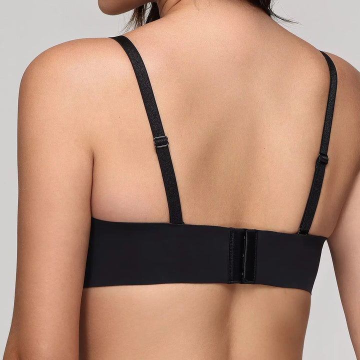 Sujetador con tirantes extraíbles