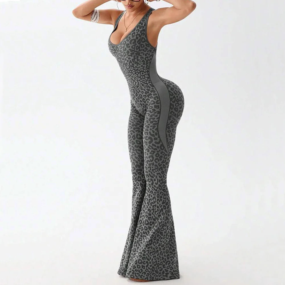 Mono deportivo con estampado de leopardo