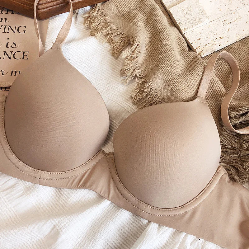 Sujetador de mujer estilo liso