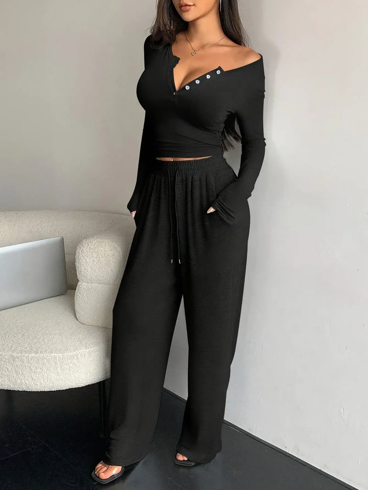 Pijama con botones y pantalones largos