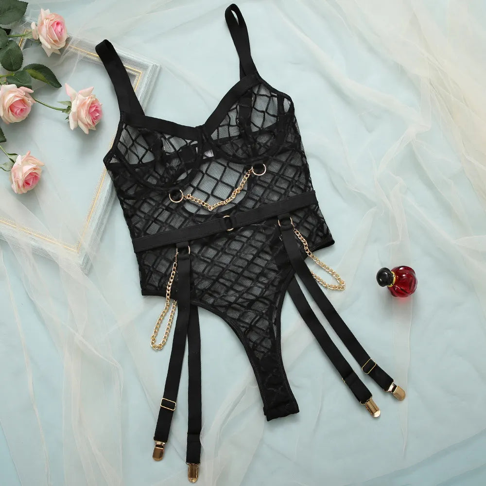 Body con diseño a cuadros y cadenas