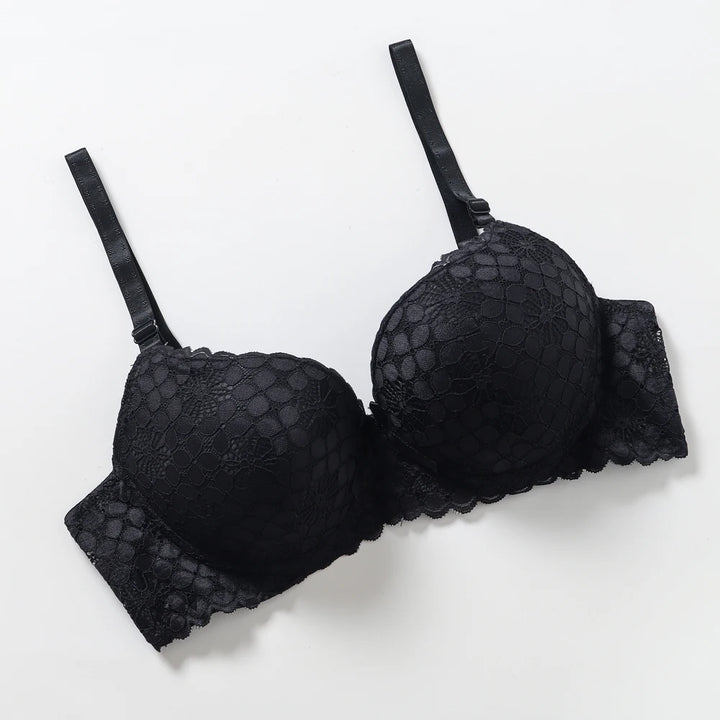 Sujetador con encaje y aros