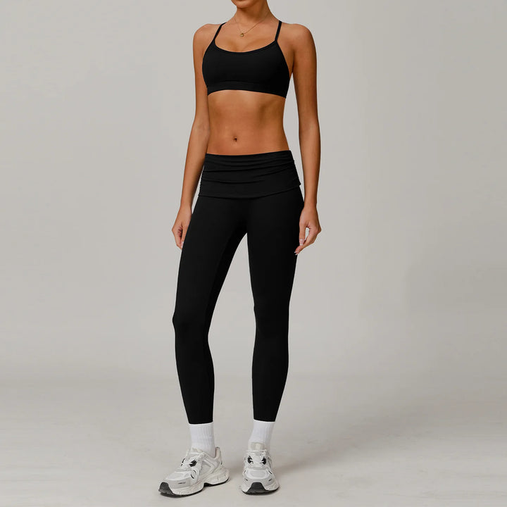 Conjunto deportivo con top y leggings