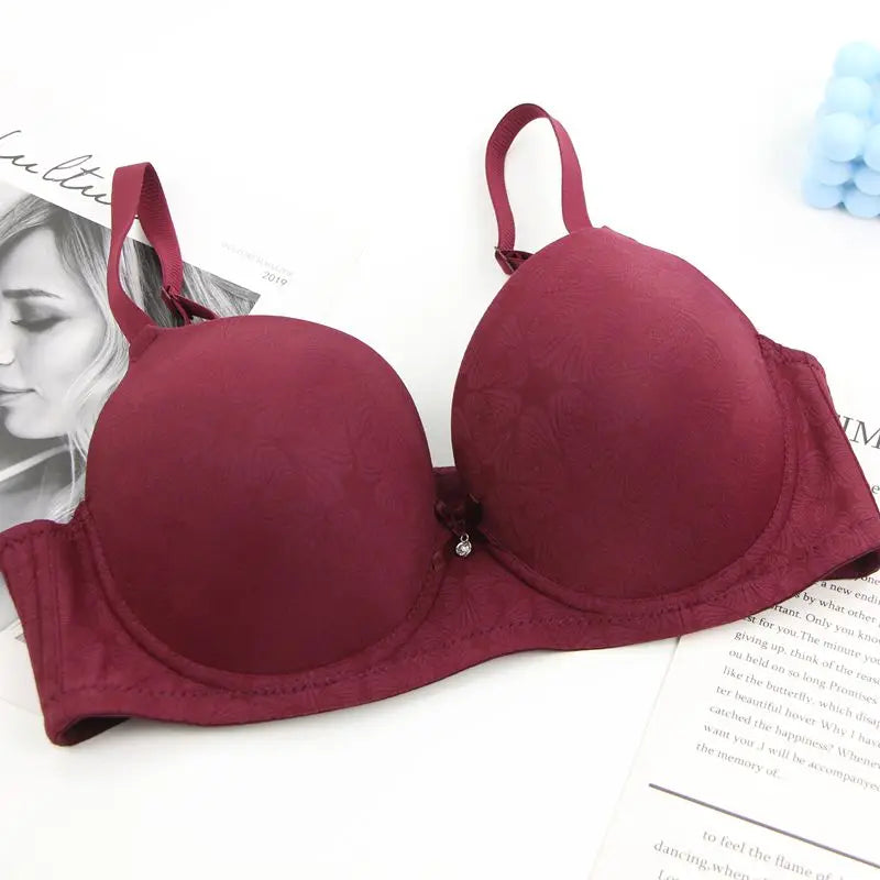 Sujetador de talla grande con ribete de lacito