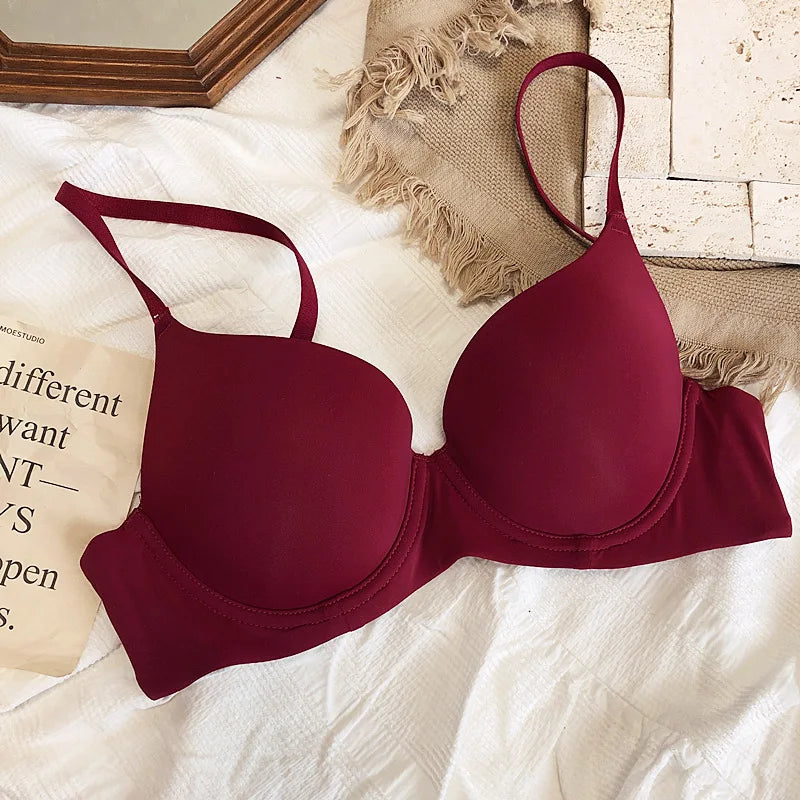 Sujetador de mujer estilo liso