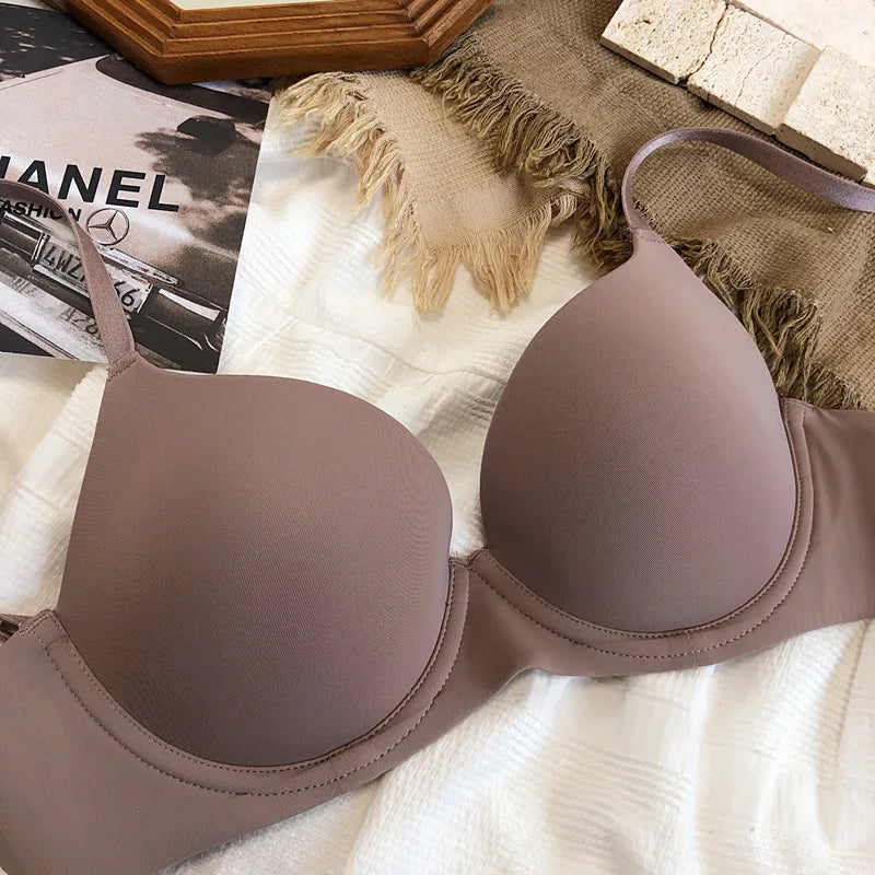 Sujetador de mujer estilo liso