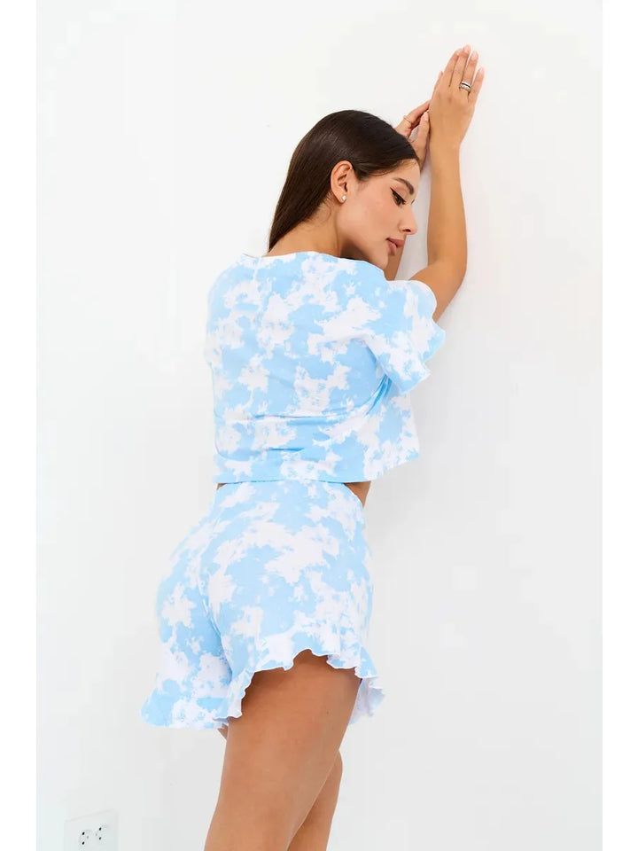 Pijama con estampado de nubes