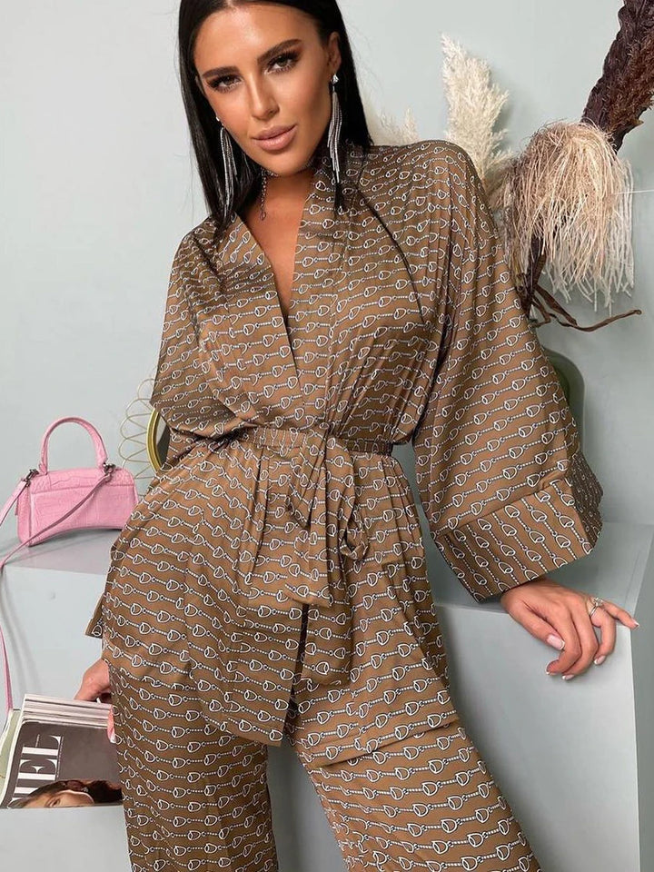 Kimono marrón con estampado