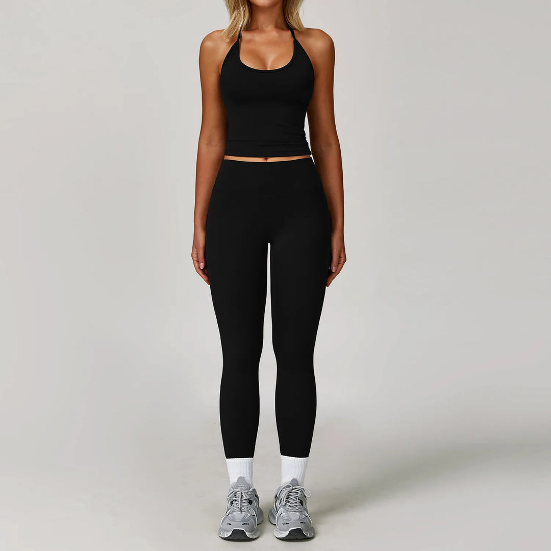 Conjunto deportivo con leggings y lazado en cuello