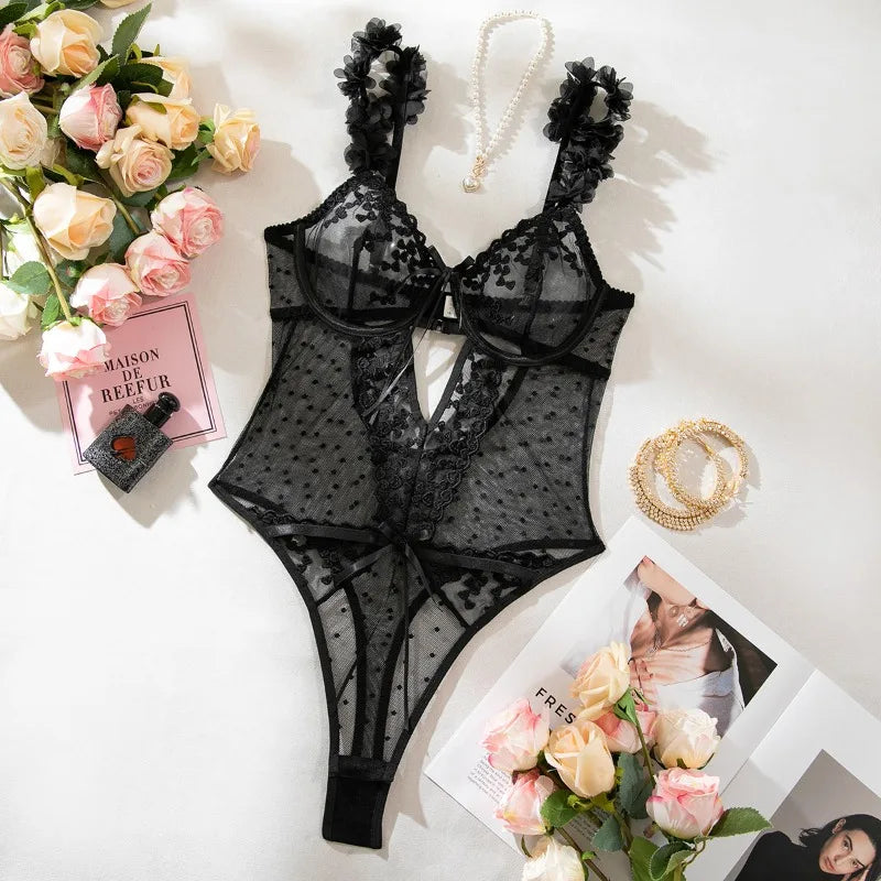 Body de malla con tirantes de flores