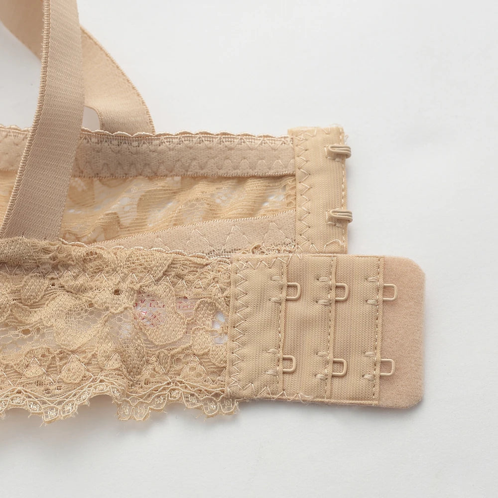 Sujetador con bordado de encaje