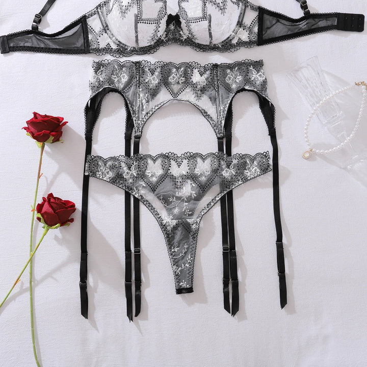 Conjunto de lencería de encaje con liguero ancho y bordado