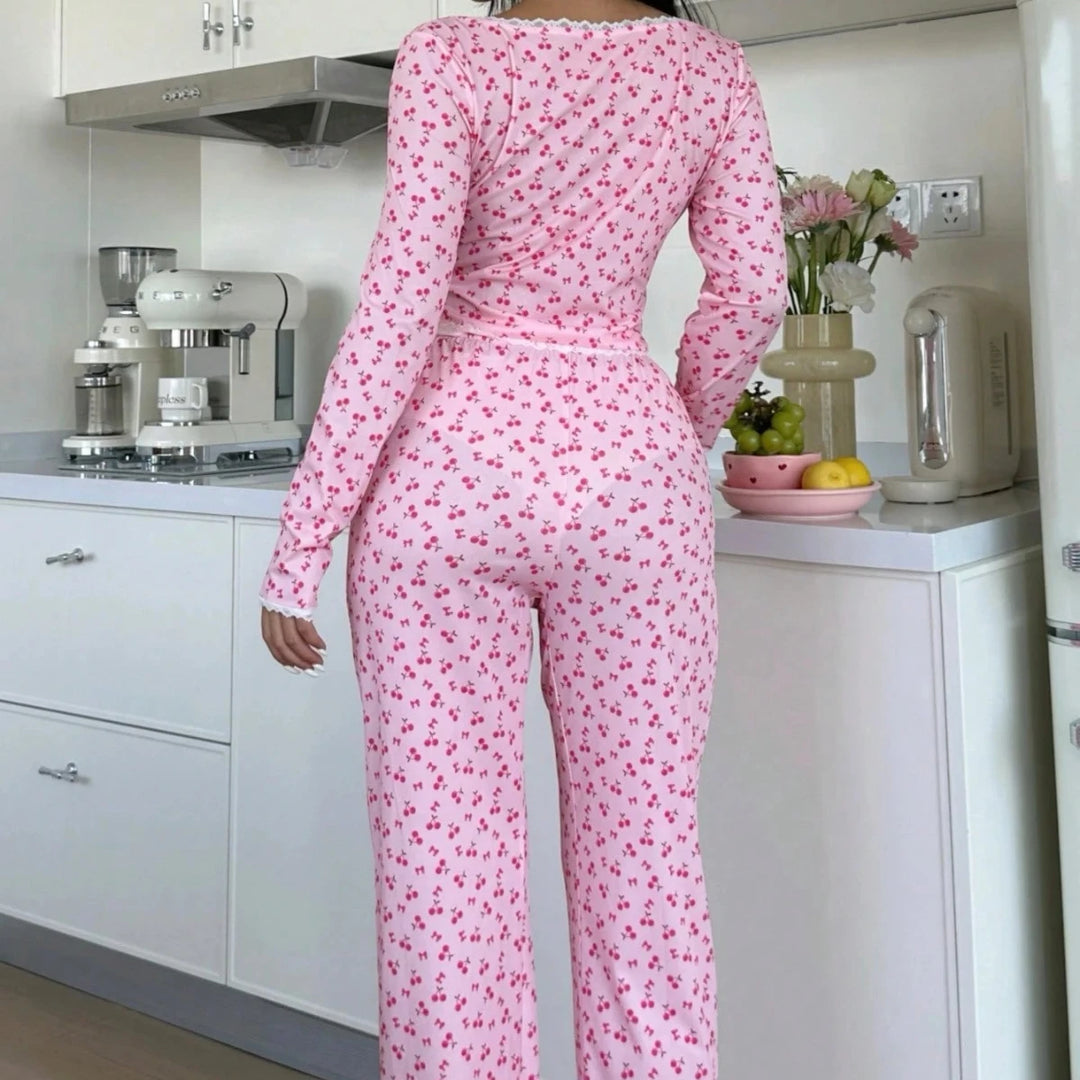 Pijama con estampado de cereza