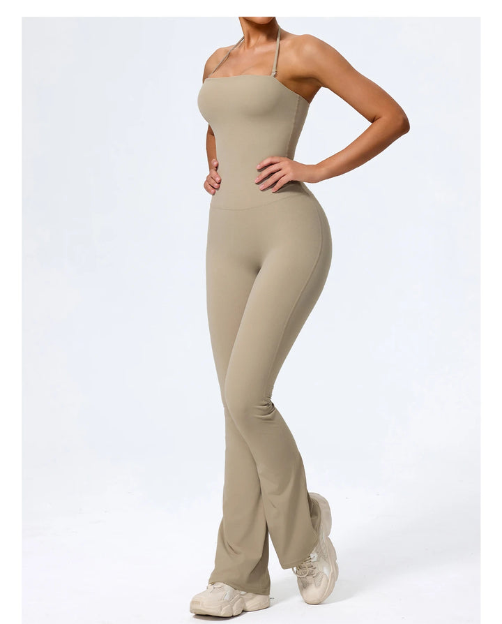 Conjunto de una pieza con pernera de campana