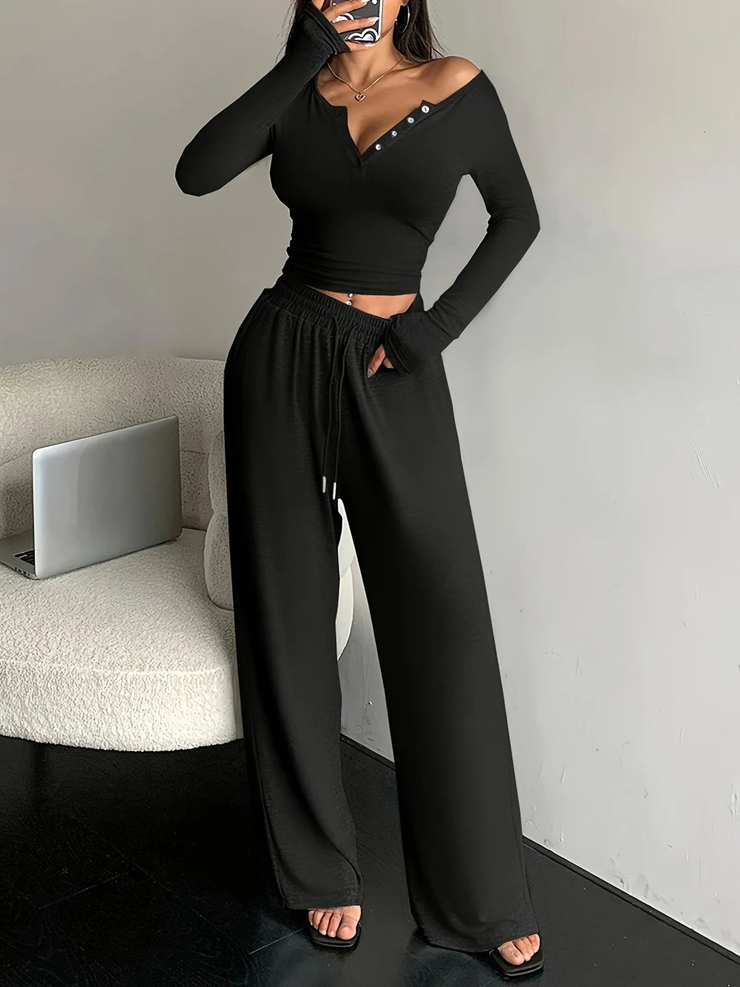 Pijama con botones y pantalones largos