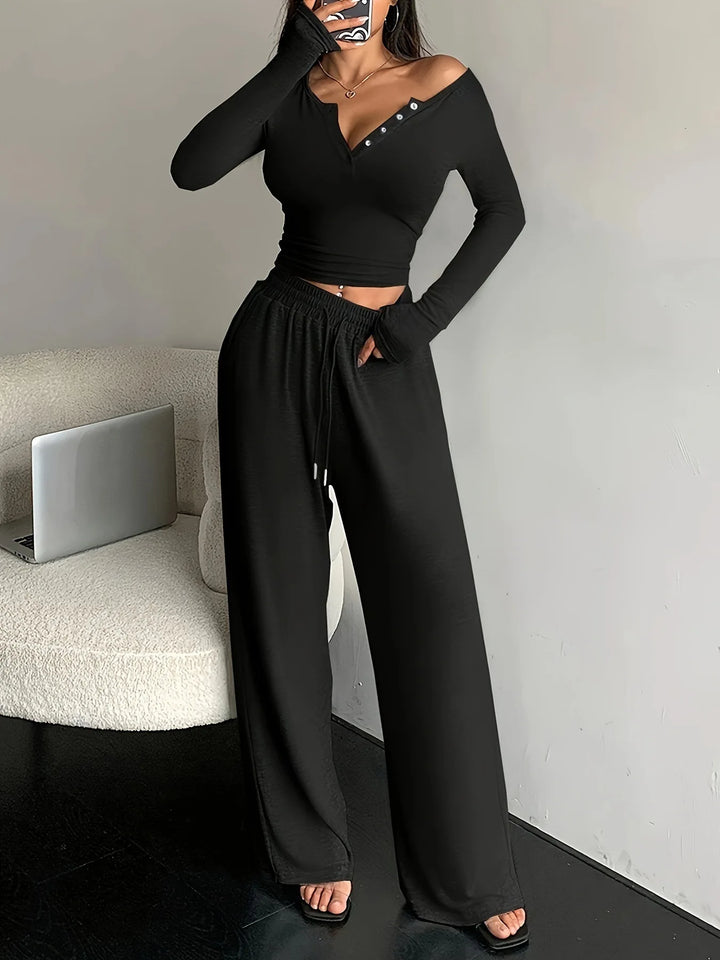 Pijama con botones y pantalones largos