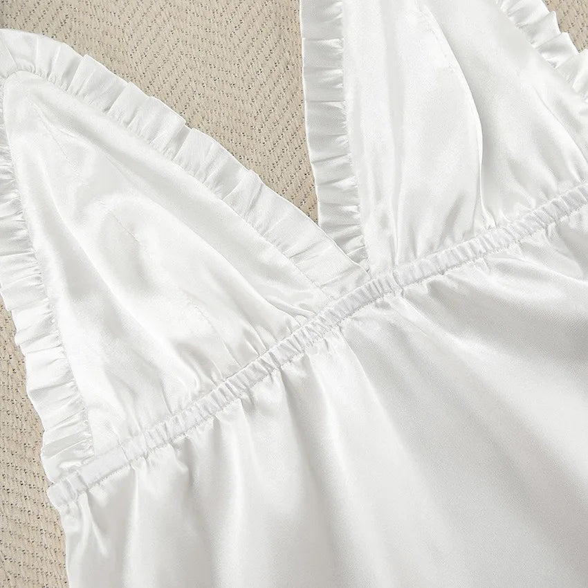 Lencería de novia para boda con bata y plumas