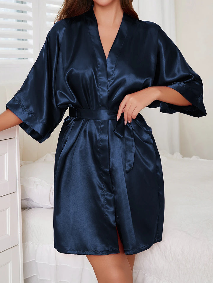 Bata de raso estilo liso