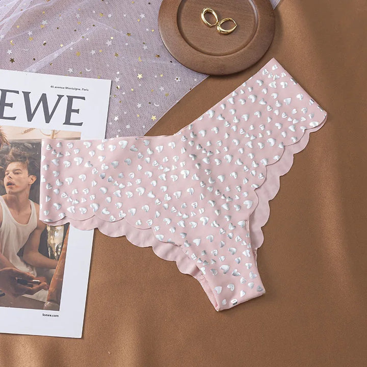 Braguita con borde de volantes y estampado brillante