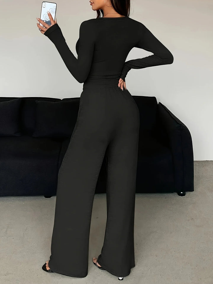 Pijama con botones y pantalones largos