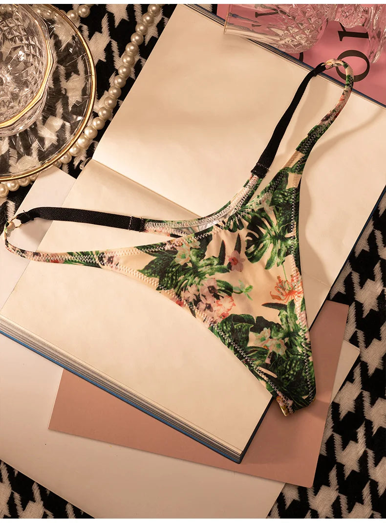 Tanga de mujer con estampado