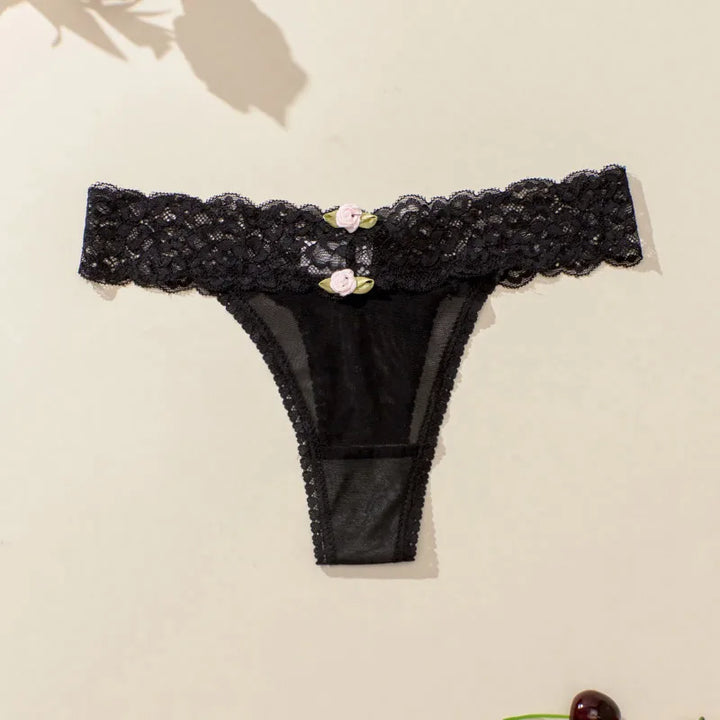 Tanga con encaje y ribete de flores