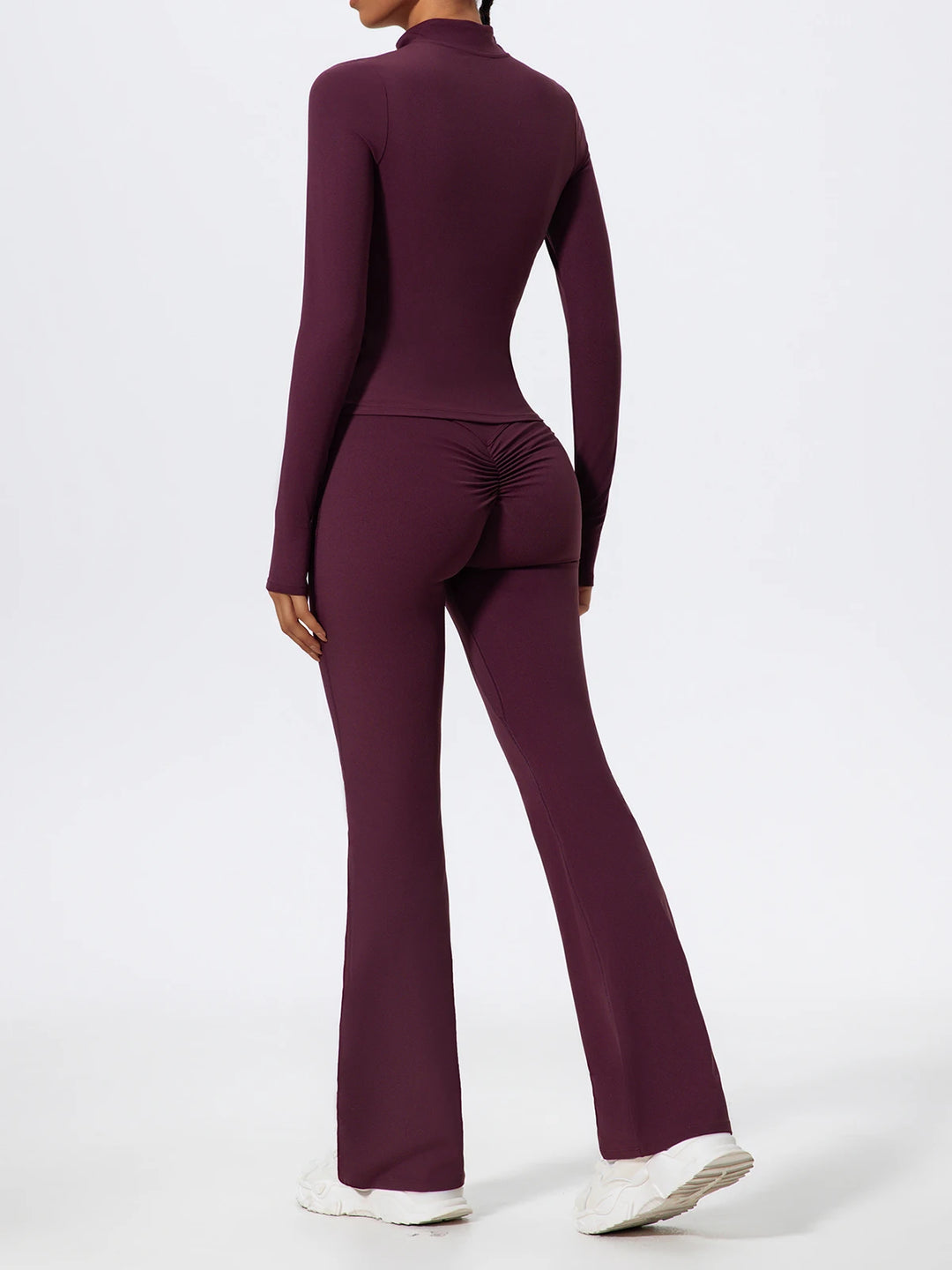 Conjunto deportivo con manga y pernera larga