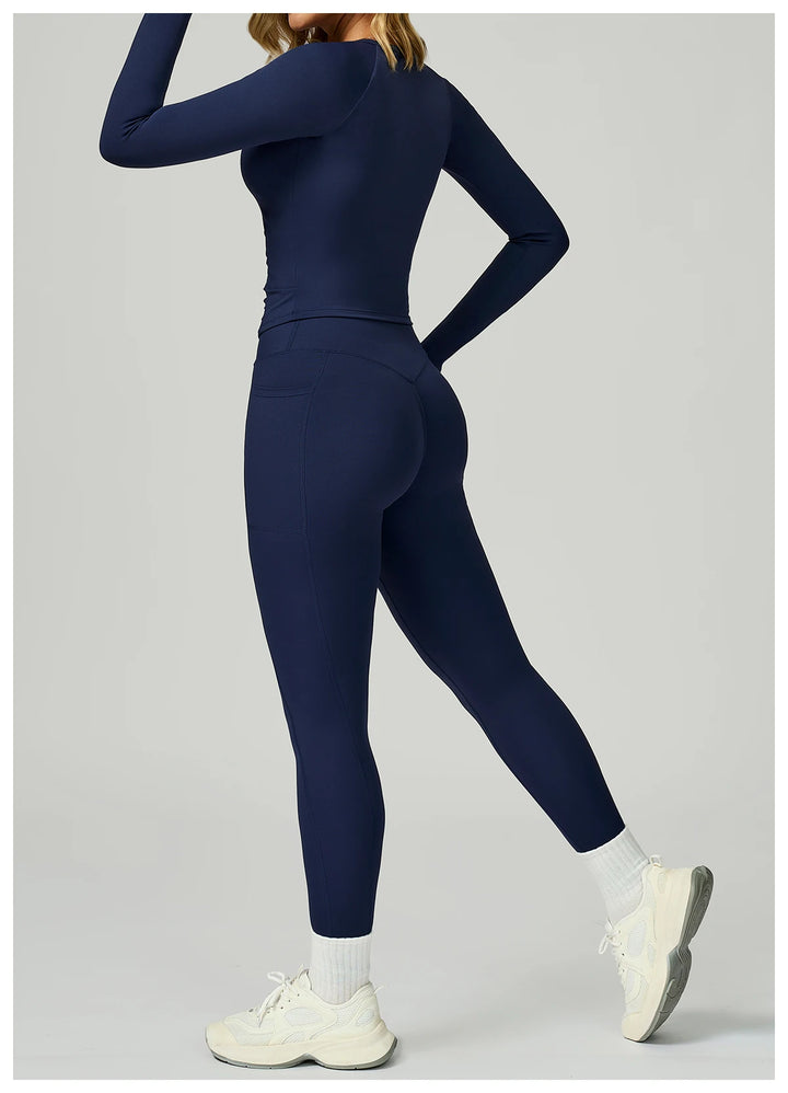 Traje deportivo con manga larga y leggings